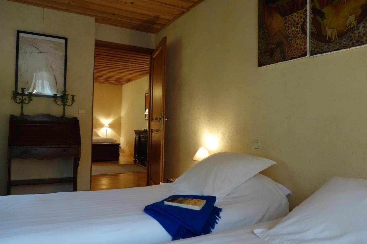 Bed and Breakfast La Vallombreuse Menthon-Saint-Bernard Zimmer foto